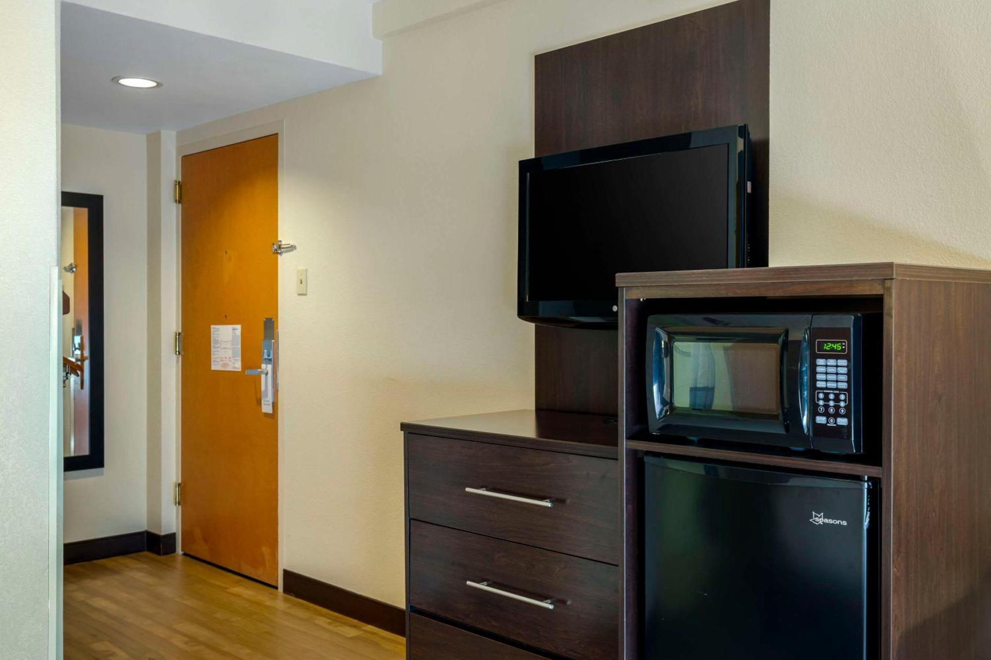 The Capitol Hotel Хартфорд Екстериор снимка